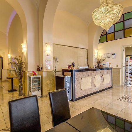 Hotel Maryelen 2 Rome Bagian luar foto