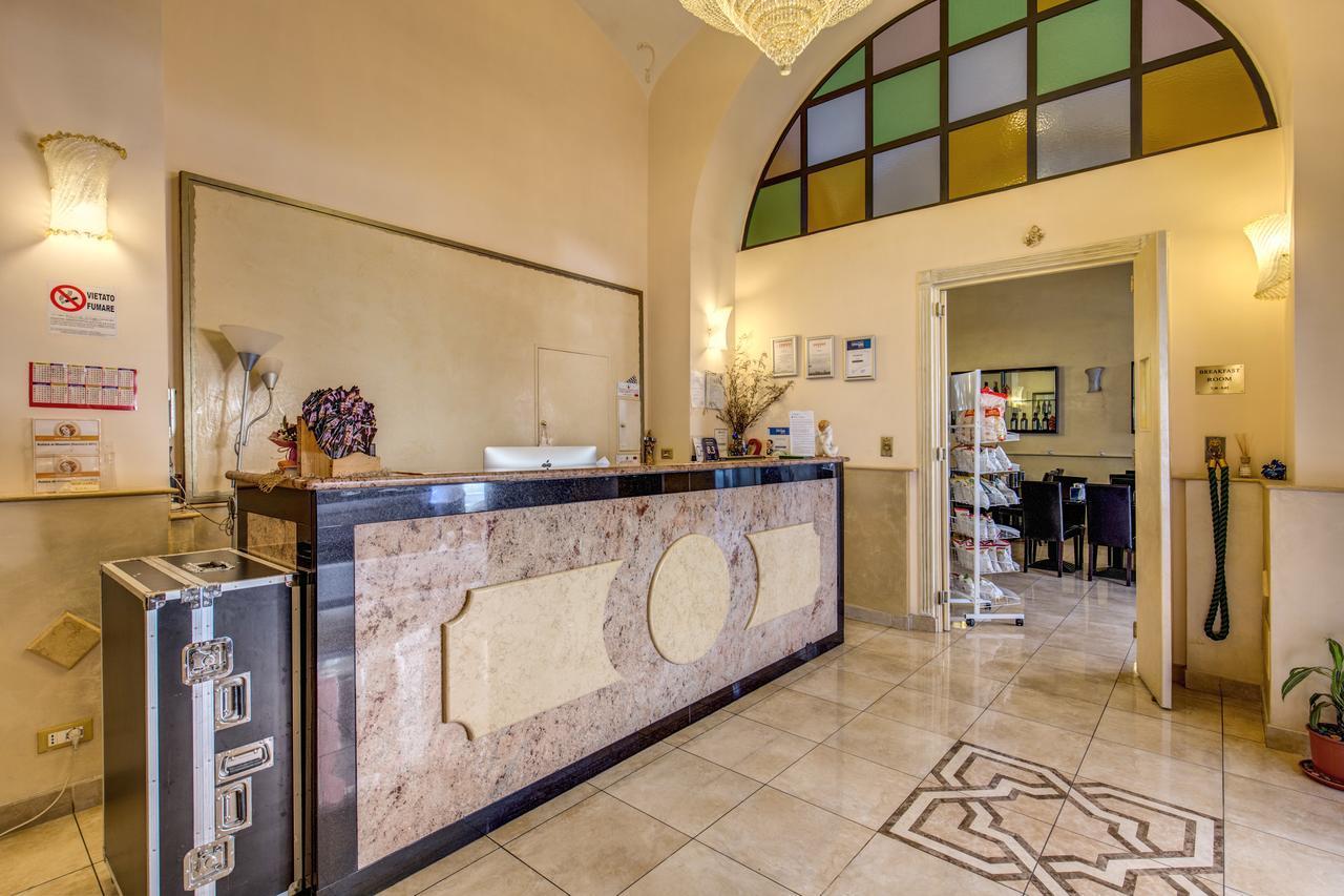 Hotel Maryelen 2 Rome Bagian luar foto