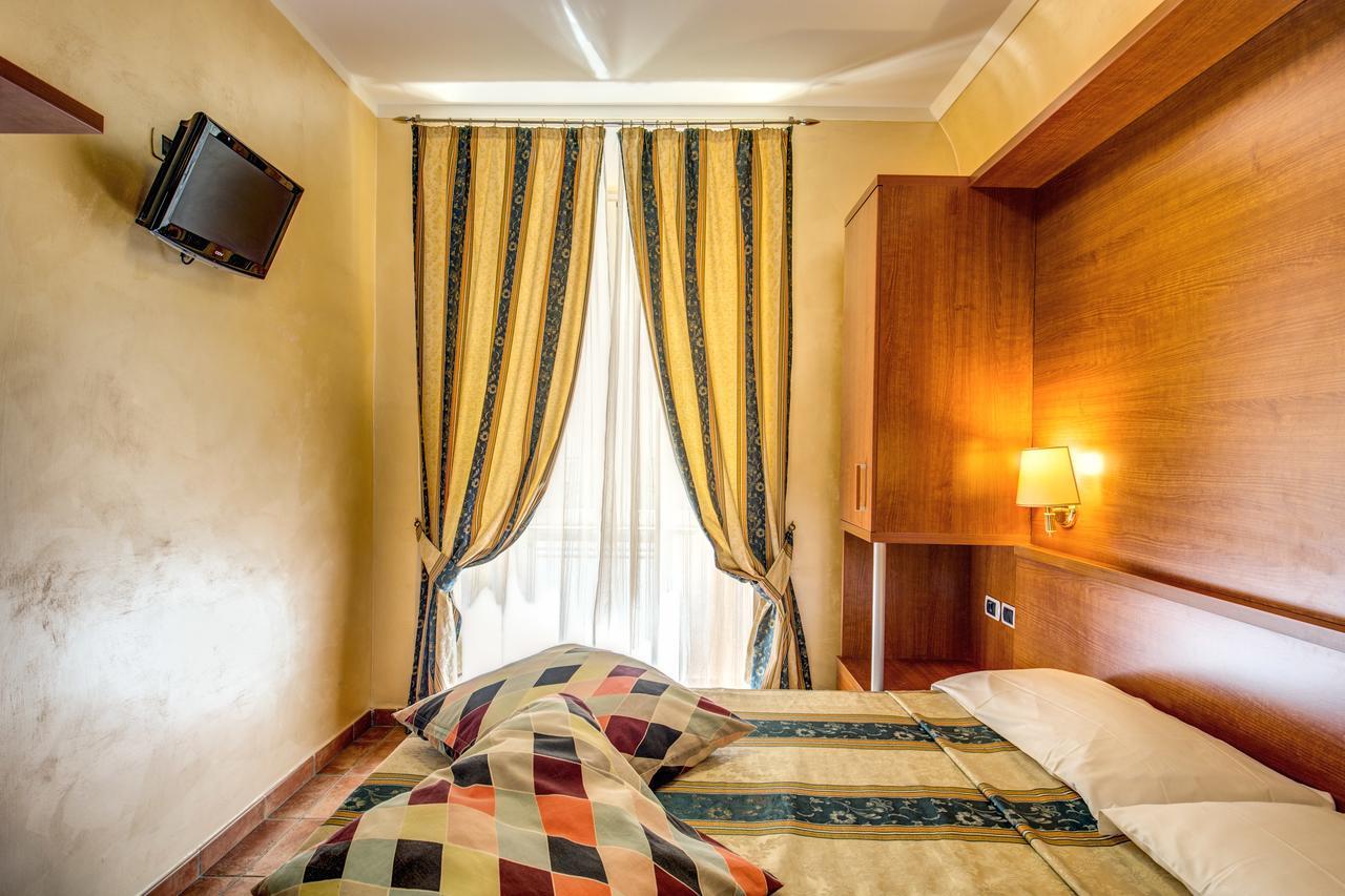 Hotel Maryelen 2 Rome Bagian luar foto